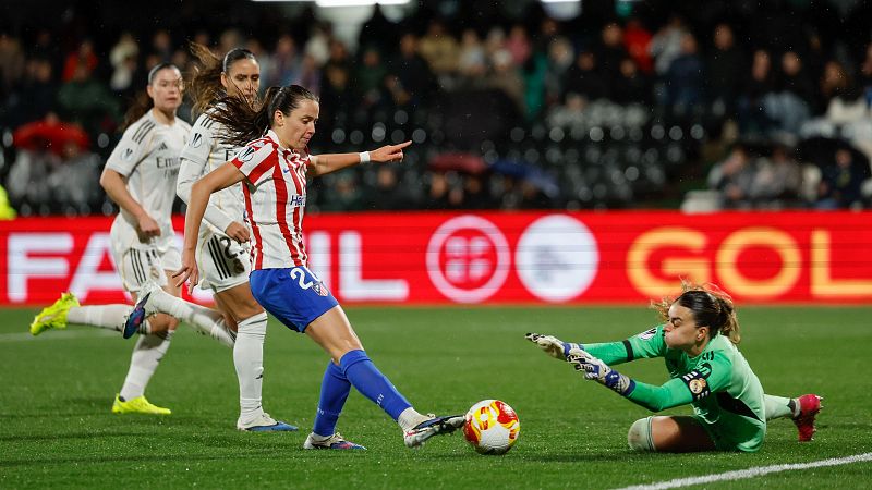 F�tbol ? Supercopa de Espa�a Femenina. 1� Semifinal: R. Madrid ? At. Madrid. Resumen� - F�tbol | Ver