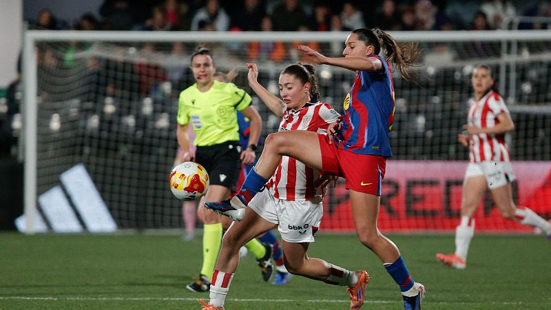 F�tbol ? Supercopa de Espa�a Femenina. 2� Semifinal: FC Barcelona - Ath. Bilbao - F�tbol | Ver