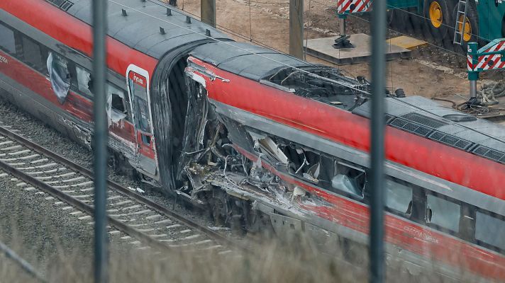 La hora de La 1 - El momento en que la Guardia Civil encontró el segundo tren en Adamuz: “Unas personas venían de una zona oscura y no nos cuadraba”