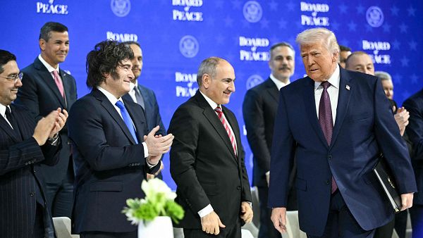 Trump dice que hablar� con Espa�a por el gasto en defensa: "Quieren que les salga gratis"