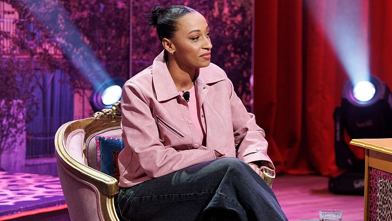 Ana Peleteiro: "Se me está resistiendo entrevistar a Rufián" | Ver