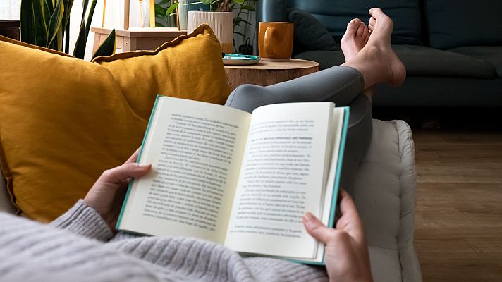 Informativo 24h - La lectura sigue al alza especialmente entre las mujeres y los jóvenes