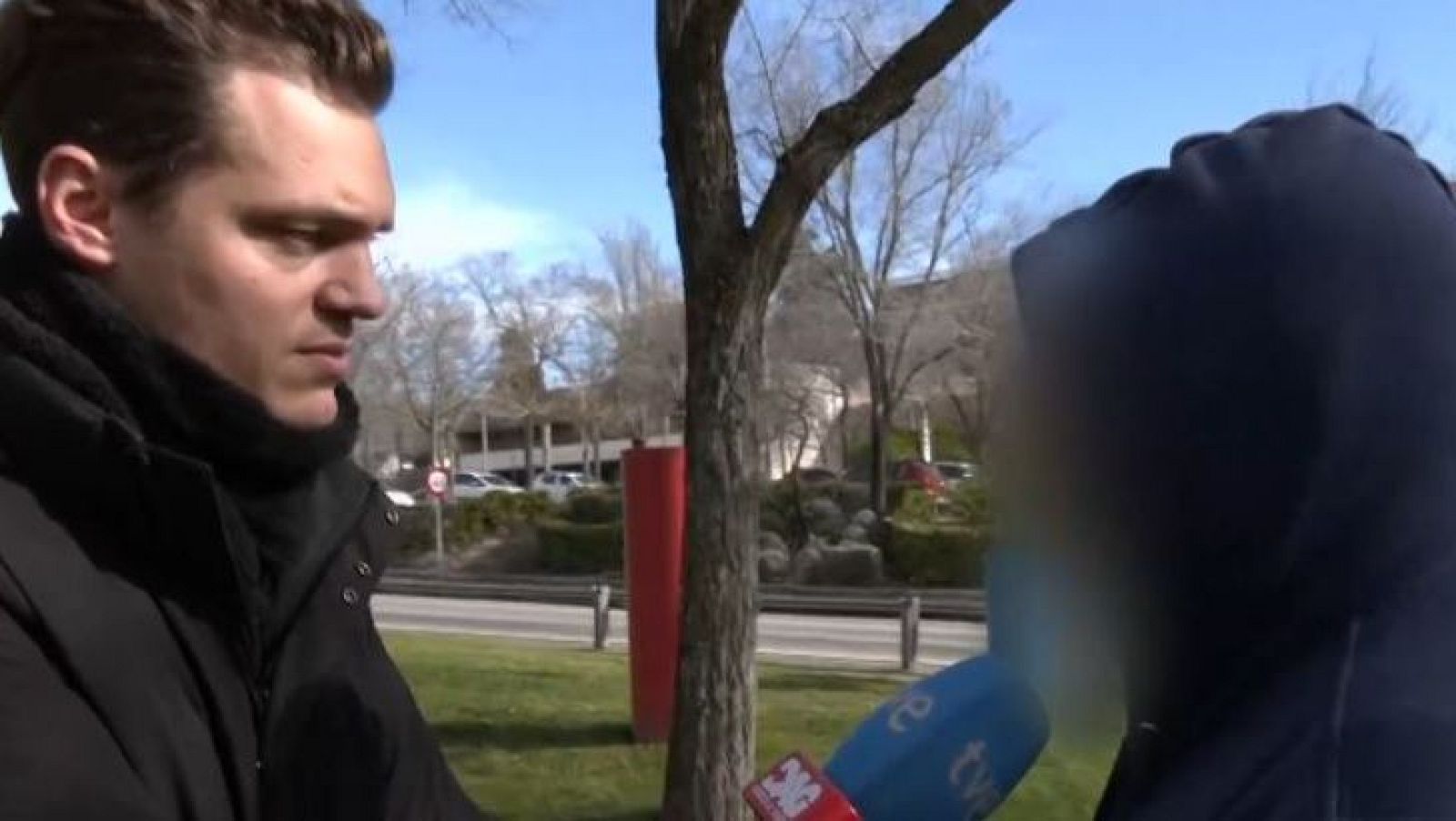 La huelga de hambre de Marcelo Marco, de 68 años, en la residencia en la que reside - Directo al grano | Ver