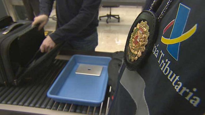 Telediario 1 - Dinero negro en España