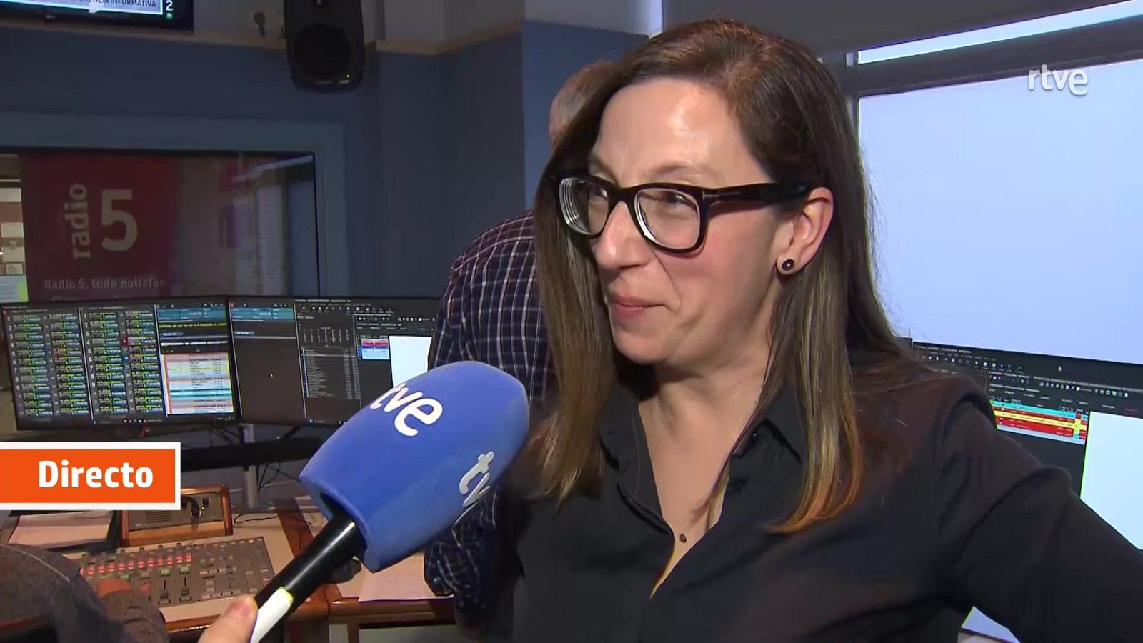 Celebramos el día del periodista con los compañeros de RNE - Aquí hay trabajo | Ver