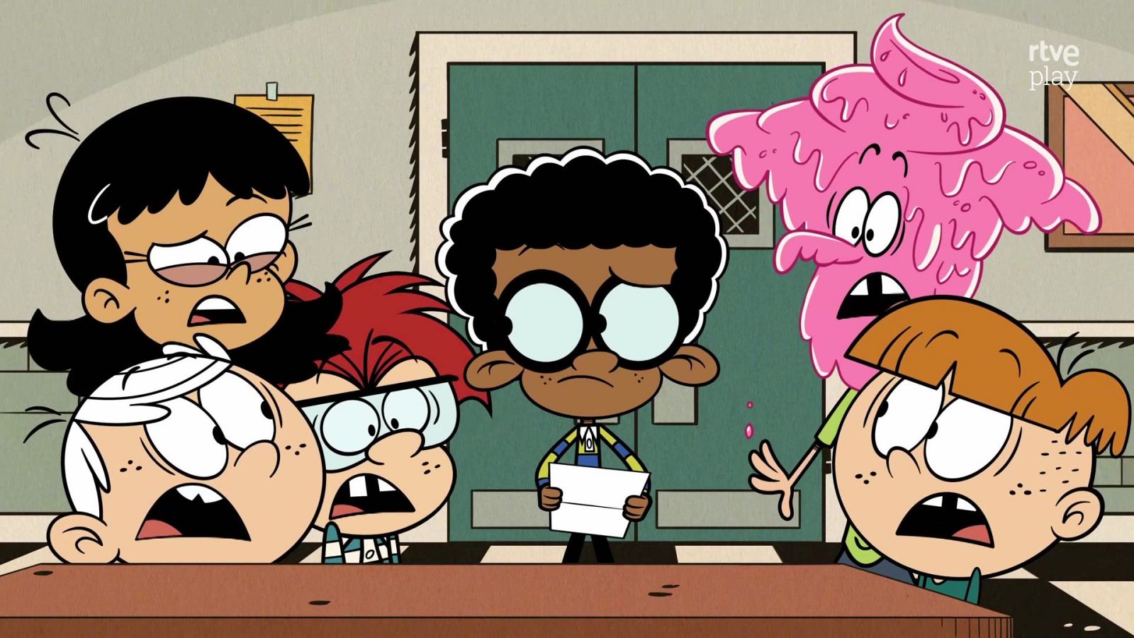 Enigmas escolares - Una casa de locos | Ver