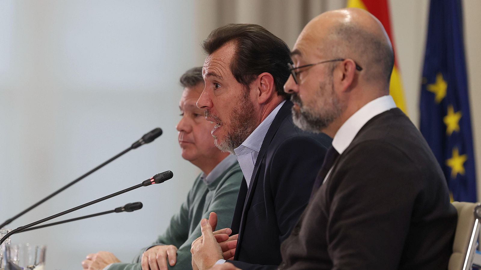 Feijóo vincula el accidente de Adamuz con la gestión del Gobierno | Ver