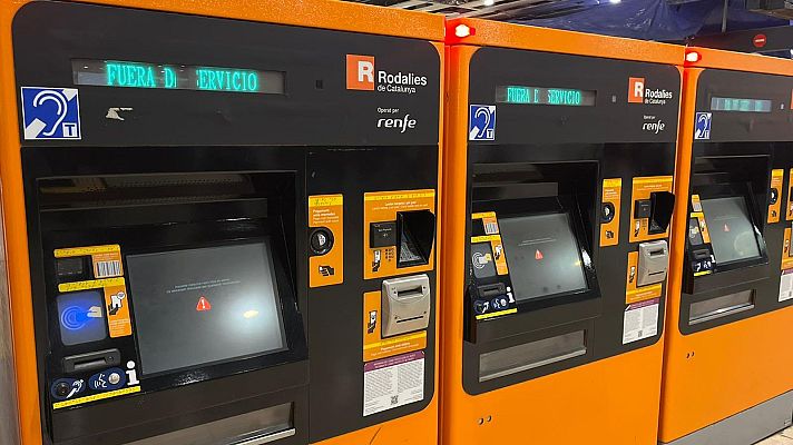 Telediario Fin de Semana - Renfe y Adif suspenden el servicio de Rodalies en Cataluña hasta que se pueda garantizar la seguridad