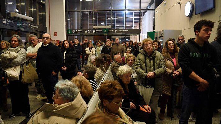 Telediario Fin de Semana - La provincia de Huelva está de luto, 28 de las 45 víctimas del accidente de tren en Adamuz eran onubenses