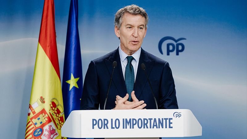 Accidente de Adamuz: Feijóo acusa a Sánchez de usar a Puente de "cortafuegos" - La hora de La 1 | Ver