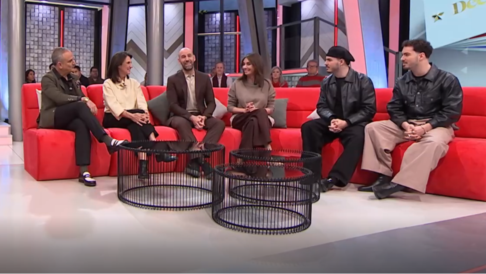 'Directo al grano': Gemeliers y el jurado de 'DecoMasters' visitan el plató - Directo al grano | Ver