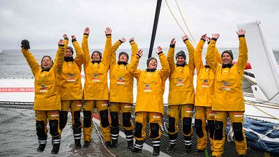 Tamara Echegoyen logra la primera vuelta al mundo a vela sin escalas de un equipo femenino - Los Deportes de La1 | Ver