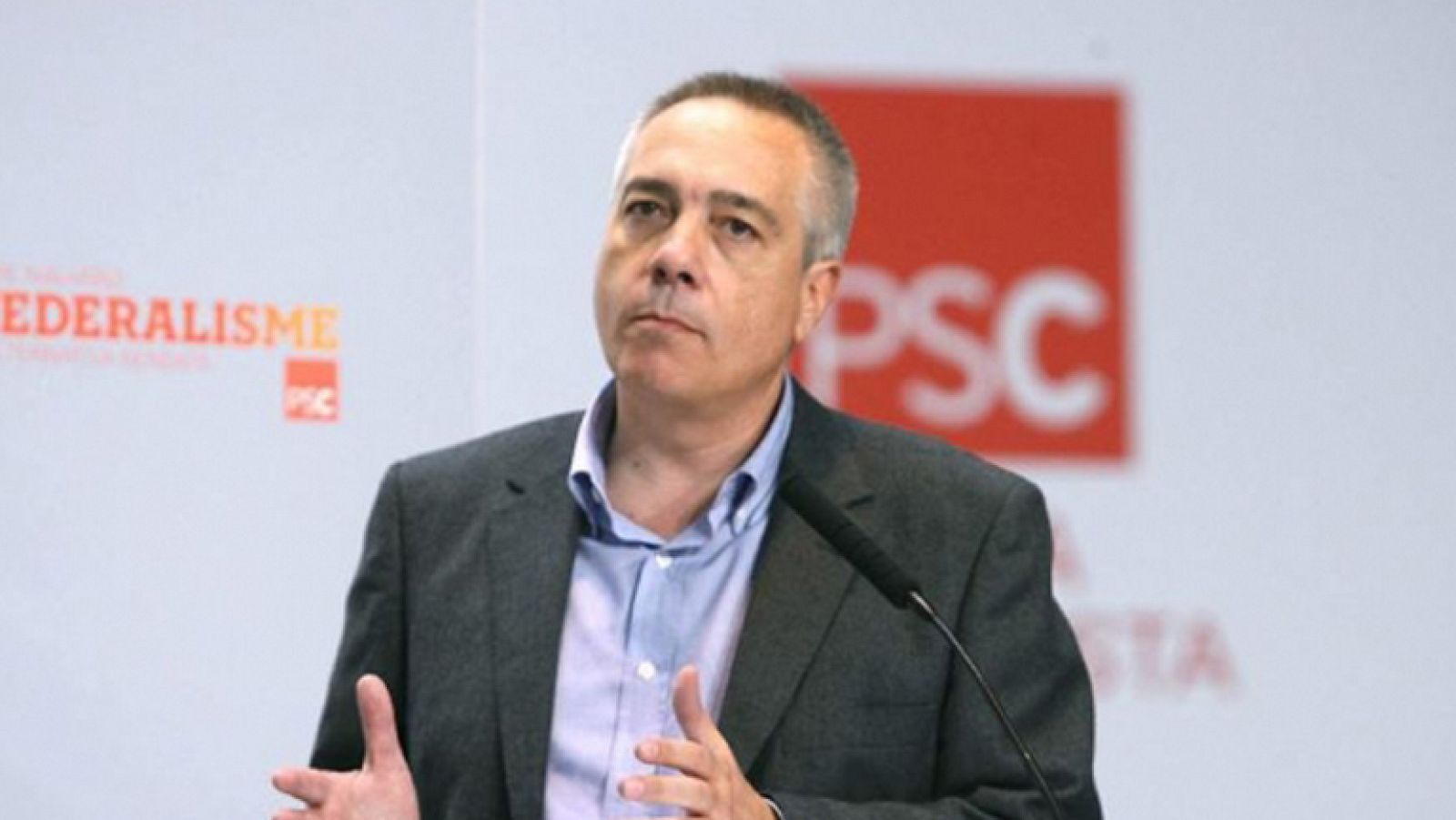 Pere Navarro (PSC) dice que si hay dirigentes que espían deben abandonar la política "inmediatamente" - Los desayunos | Ver