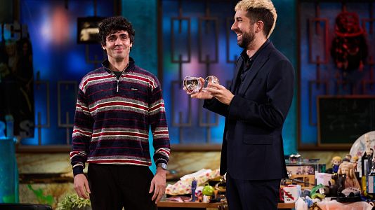 Javi Ambrossi debuta como presentador con el Benidorm Fest: "Con Jes�s V�zquez, al fin del mundo"