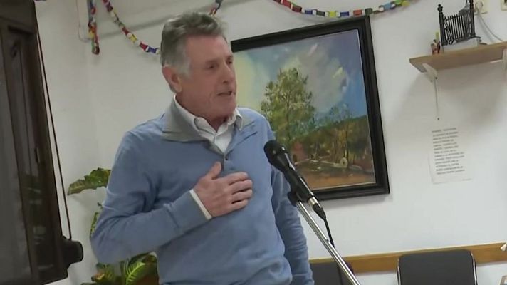 Directo al grano - El karaoke itinerante de mayores que conquista las residencias de Castellón