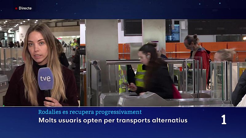 Rodalies estabilitza el servei una setmana després de la crisi, però manté retards
