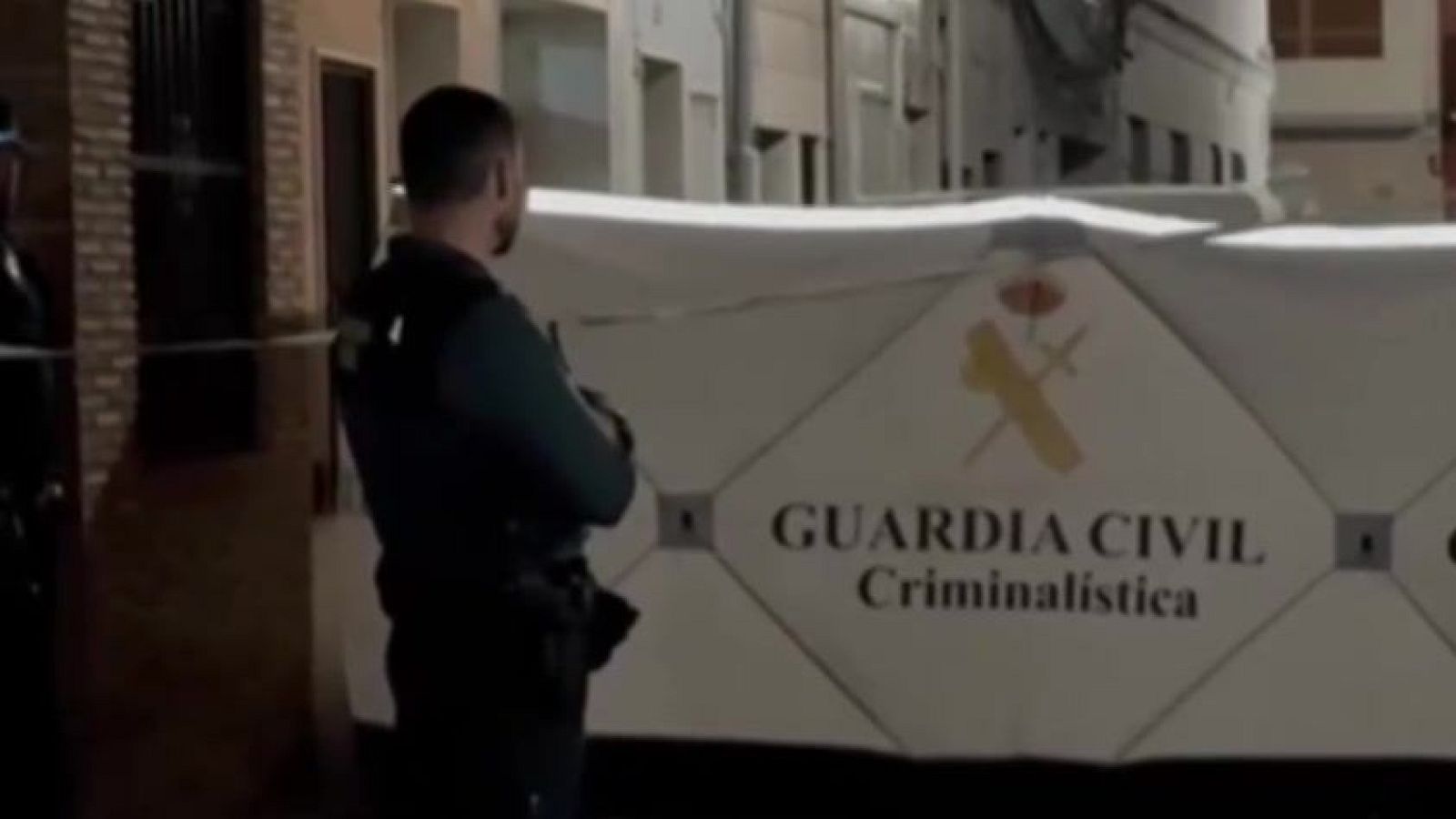 Las declaraciones del hijo del asesino confeso ayudan a reconstruir el crimen de Sueca - Directo al grano | Ver