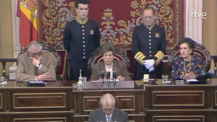 En familia (1987-1989) - Mayores de 65 años en el Senado