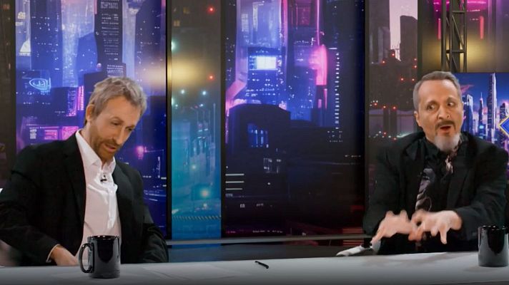 Crossobar - Pablo Motos y Miguel Bosé