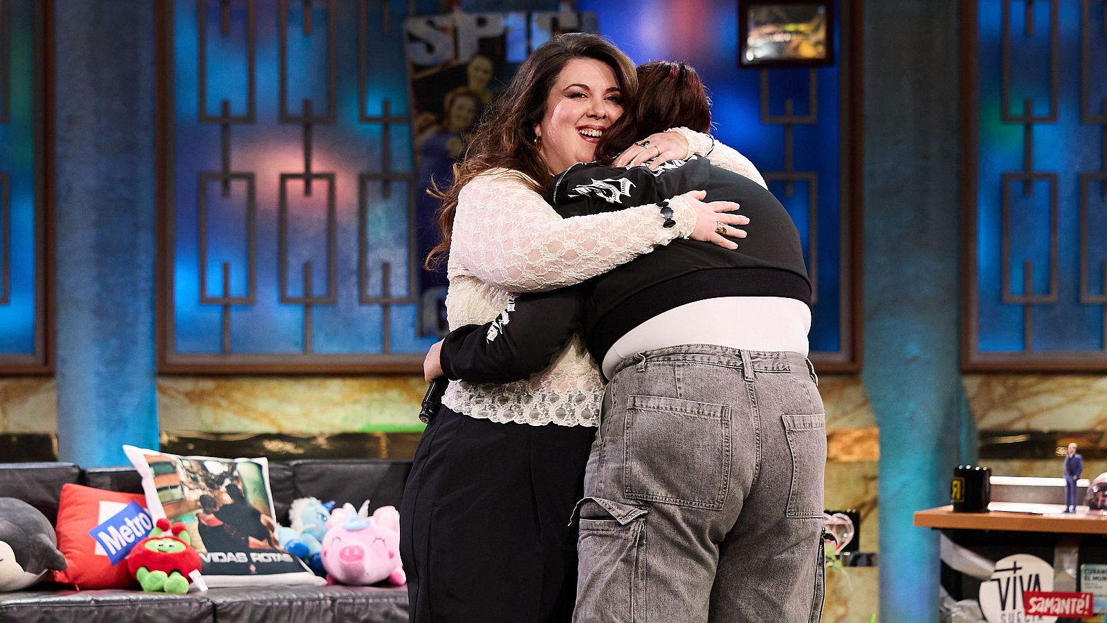 La Revuelta | La emoción de Lucía al ver a Lalachus - La Revuelta | Ver