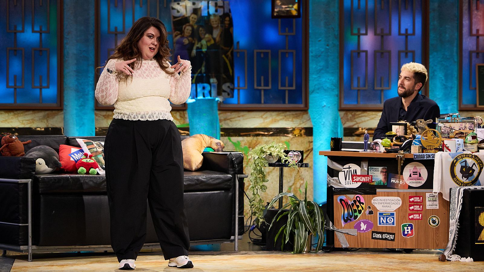 La Revuelta | Lalachus sigue cumpliendo sueños en RTVE - La Revuelta | Ver