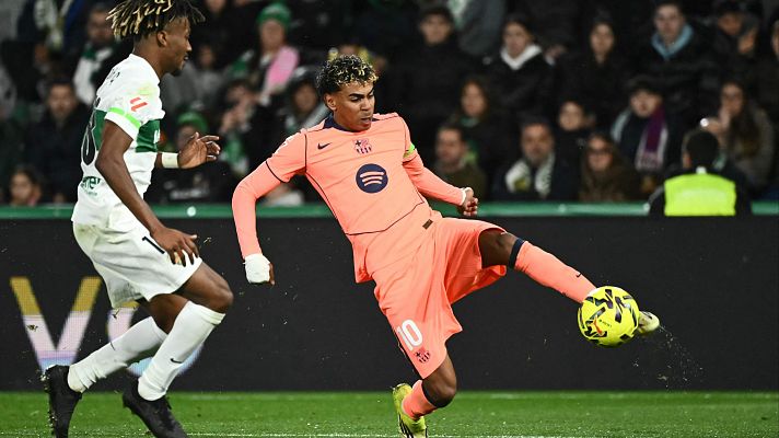 Resúmenes de LaLiga - Elche - Barcelona: resumen del partido de la 22ª jornada de Liga | Primera