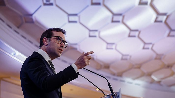 La hora de La 1 - Cuerpo defiende que la subida del SMI es una "muy buena noticia" y que tendrá un "impacto positivo" para las empresas