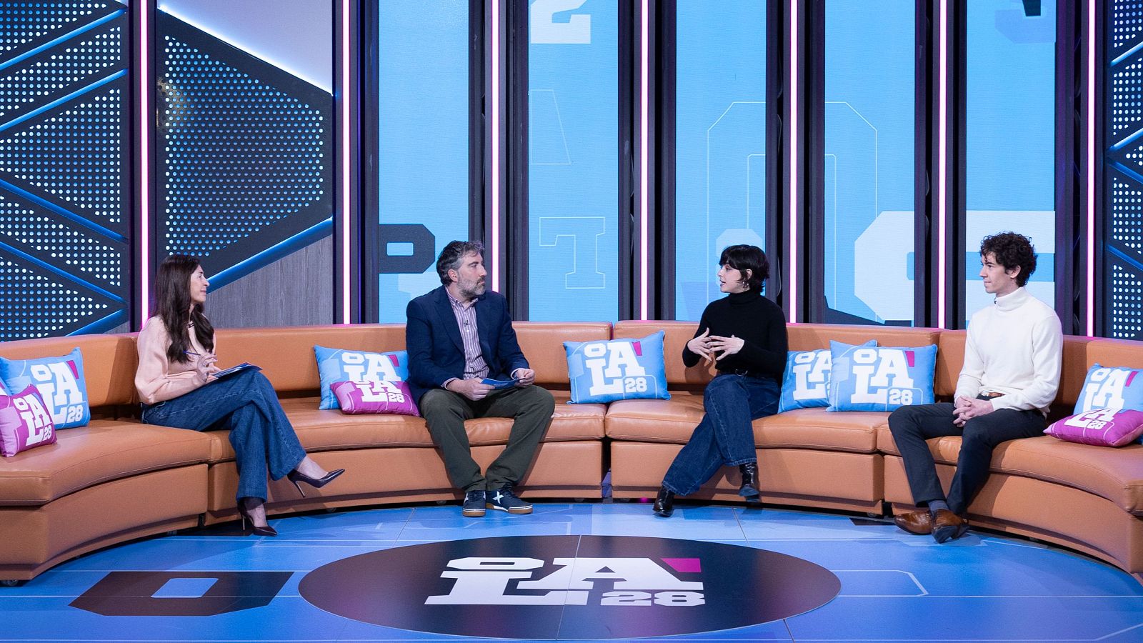 Asaf Kazimov y Sara Hurtado en Objetivo Los Ángeles 2028. - Objetivo Los Ángeles | Ver