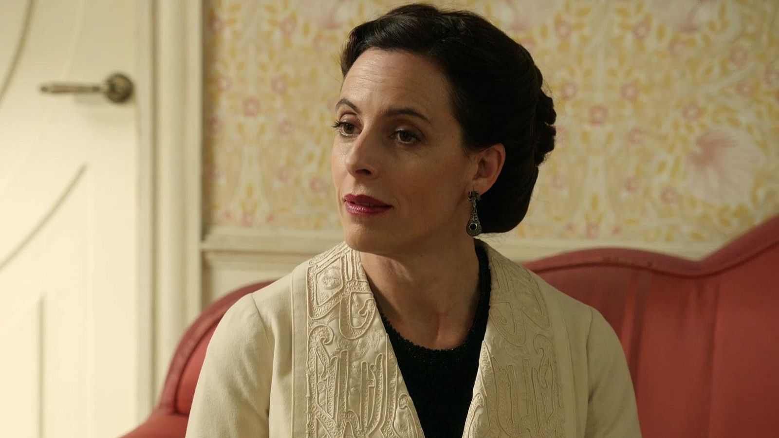 La Promesa - Margarita presenta sus pruebas a Lorenzo - La promesa | Ver