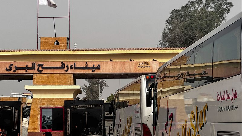 Reabre el paso de Rafah, que une Gaza con Egipto, tras casi dos años cerrado - La tarde en 24h | Ver