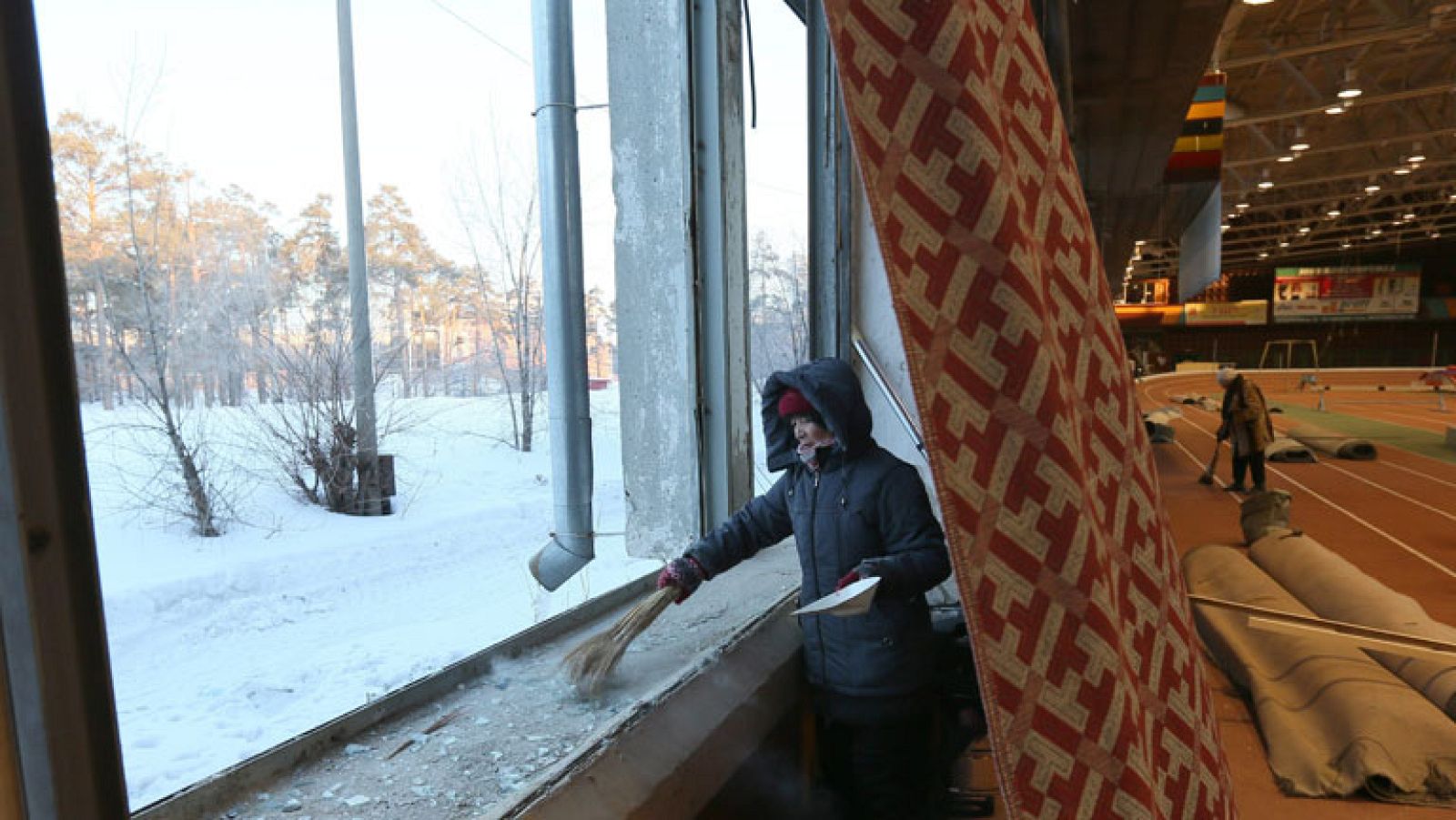 Cifran en 30 millones de dólares los daños del meteorito caído en los Urales | Ver