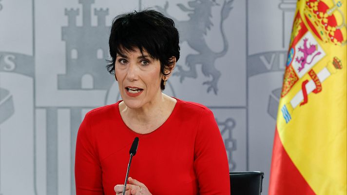 Telediario 1 - El Gobierno separa en dos decretos la subida de las pensiones y el escudo social