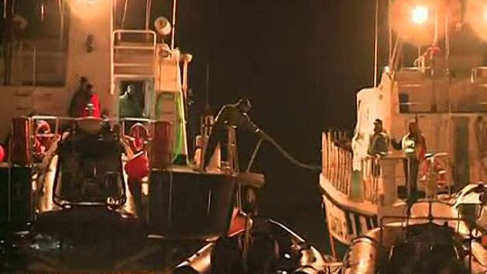 Informativo 24h - Rescatados 28 inmigrantes magrebíes en el Estrecho de Gibraltar