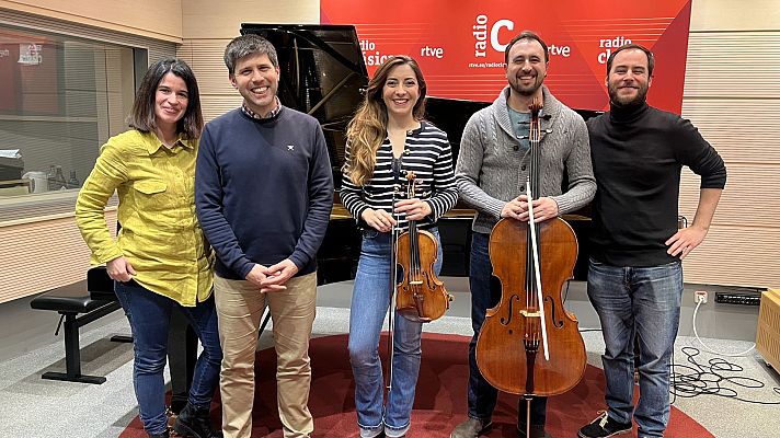 Tempus Trio: María Tió, Ferran Bardolet y Ricard Rovirosa - Estudio 206 | Ver