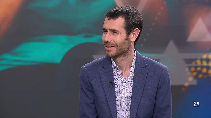 El Vespre - La prohibició de les xarxes als menors obre un debat global sobre control, riscos i llibertats