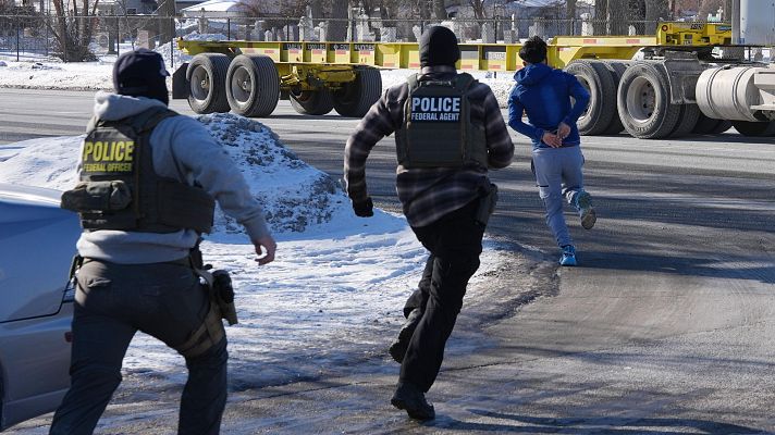 Telediario 2 - EE.UU. retira a 700 agentes de ICE de Mineápolis