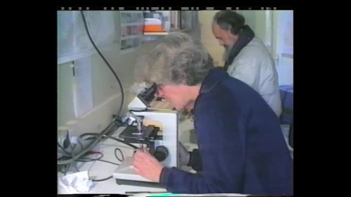 Arxiu TVE Catalunya - Imatges de Josefina Castellví treballant a l'Antàrtida a finals dels anys 80