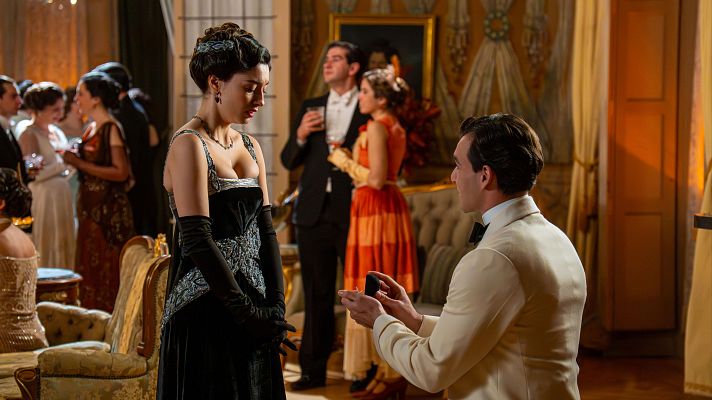 La promesa - La Promesa: Curro pide matrimonio a Ángela