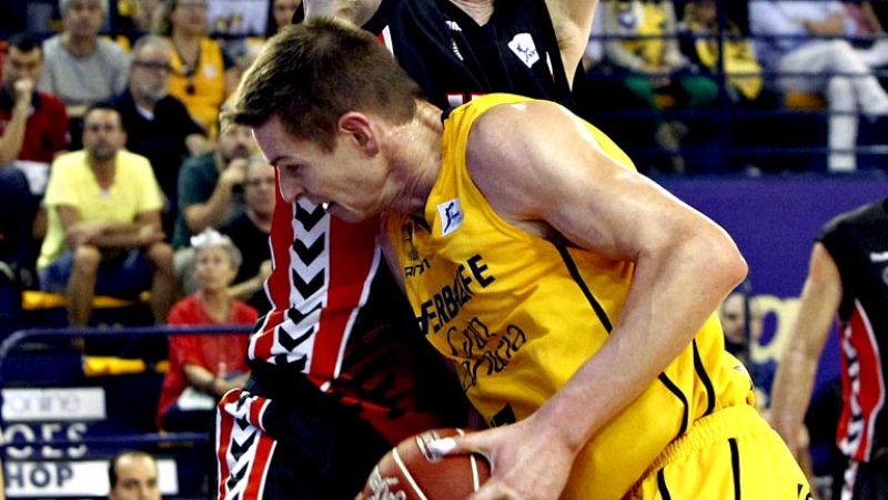 Joe Ragland (21 puntos, 5 rebotes, 5 asistencias y 29 de valoración) lideró el triunfo del UCAM Murcia en el Herbalife Gran Canaria (68-78).
