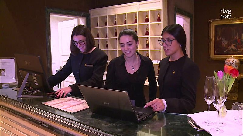 Herederos en prácticas - Aquí hay trabajo | Ver