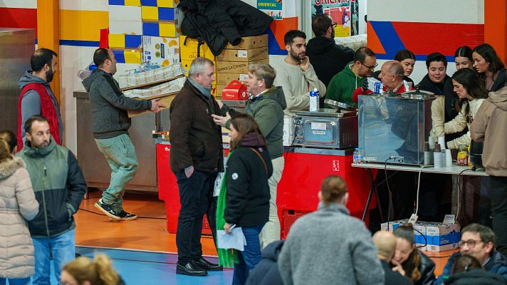 Telediario Fin de Semana - Familias divididas por el temporal que azota a Andalucía: "La casa se movía de una forma impresionante"