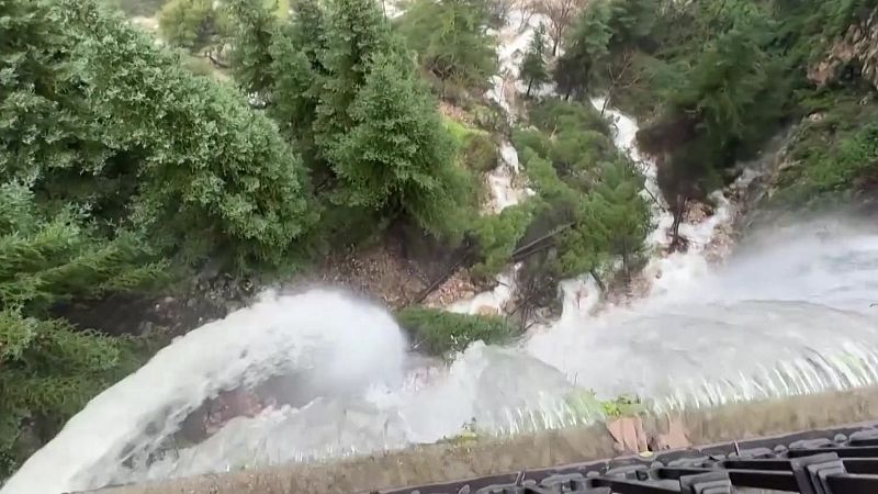 Grazalema, convertida en cascada - Aquí la Tierra | Ver