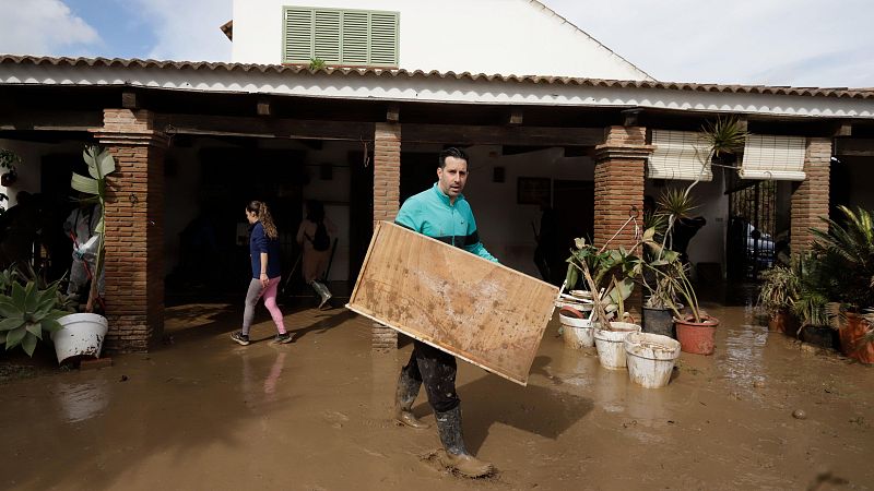La borrasca Marta deja estragos en toda España - Telediario Fin de Semana | Ver