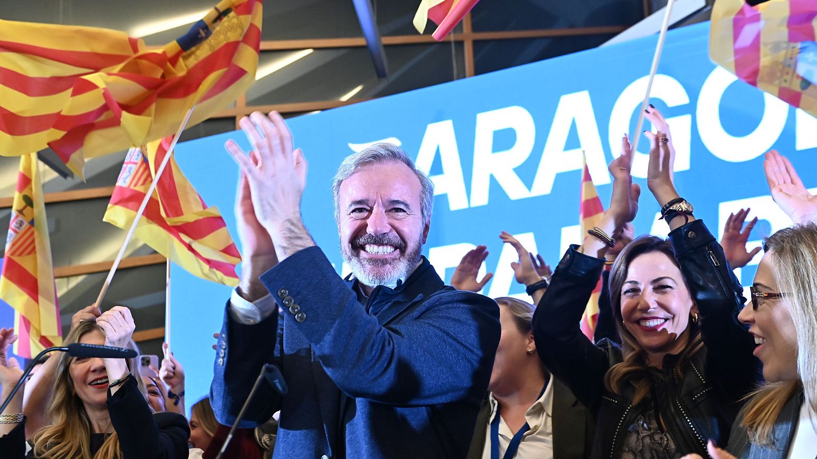 Elecciones Aragón: el PP gana pero necesitará a un Vox más fuerte y el PSOE se hunde - Especiales informativos | Ver