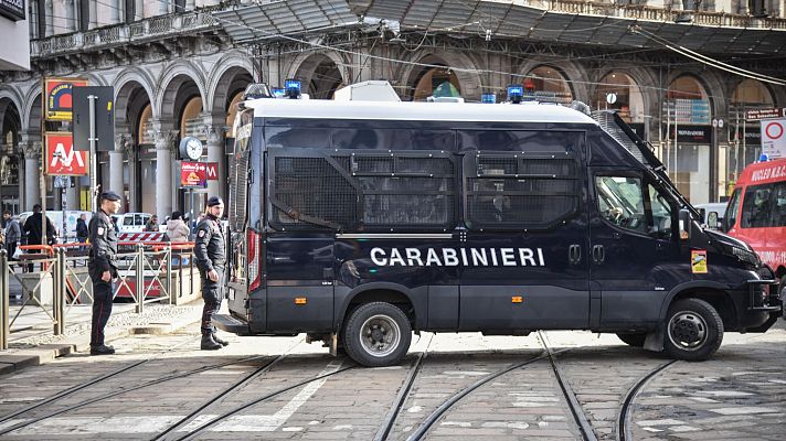 Telediario 1 - Dos detenidos tras un intento de atraco en una autopista en Italia