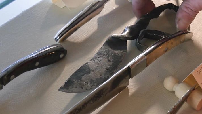 Aquí la Tierra - En casa del herrero, cuchillo de Pascal