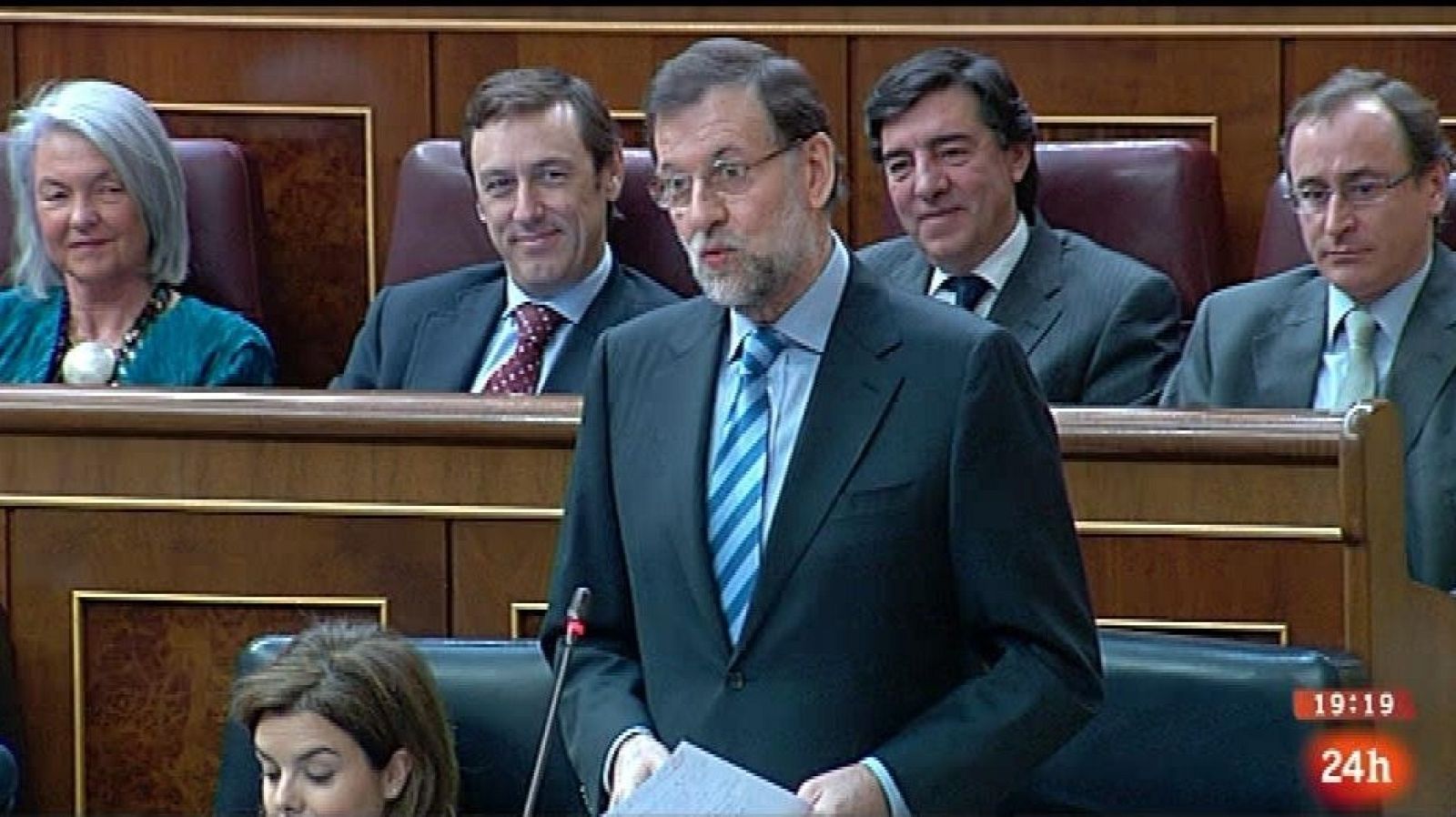 Parlamento - El foco parlamentario - Peticiones de dimisión en el congreso - 16/02/2013