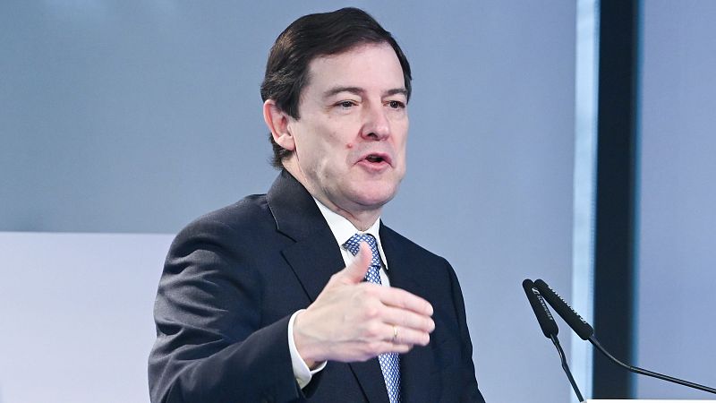 Tras las elecciones en Aragón, llegan las de Castilla y León. Los pactos necesarios entre PP y Vox tanto en Aragón como en Extremadura le están complicando la precampaña a Alfonso Fernández Mañueco. El candidato del PP a la reelección ha rechazado la propuesta del candidato del PSOE para que gobierne la lista más votada.