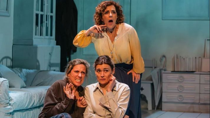 Telediario 1 - Alberto Conejero estrena en Madrid la obra de teatro 'Tres noches en Ítaca'