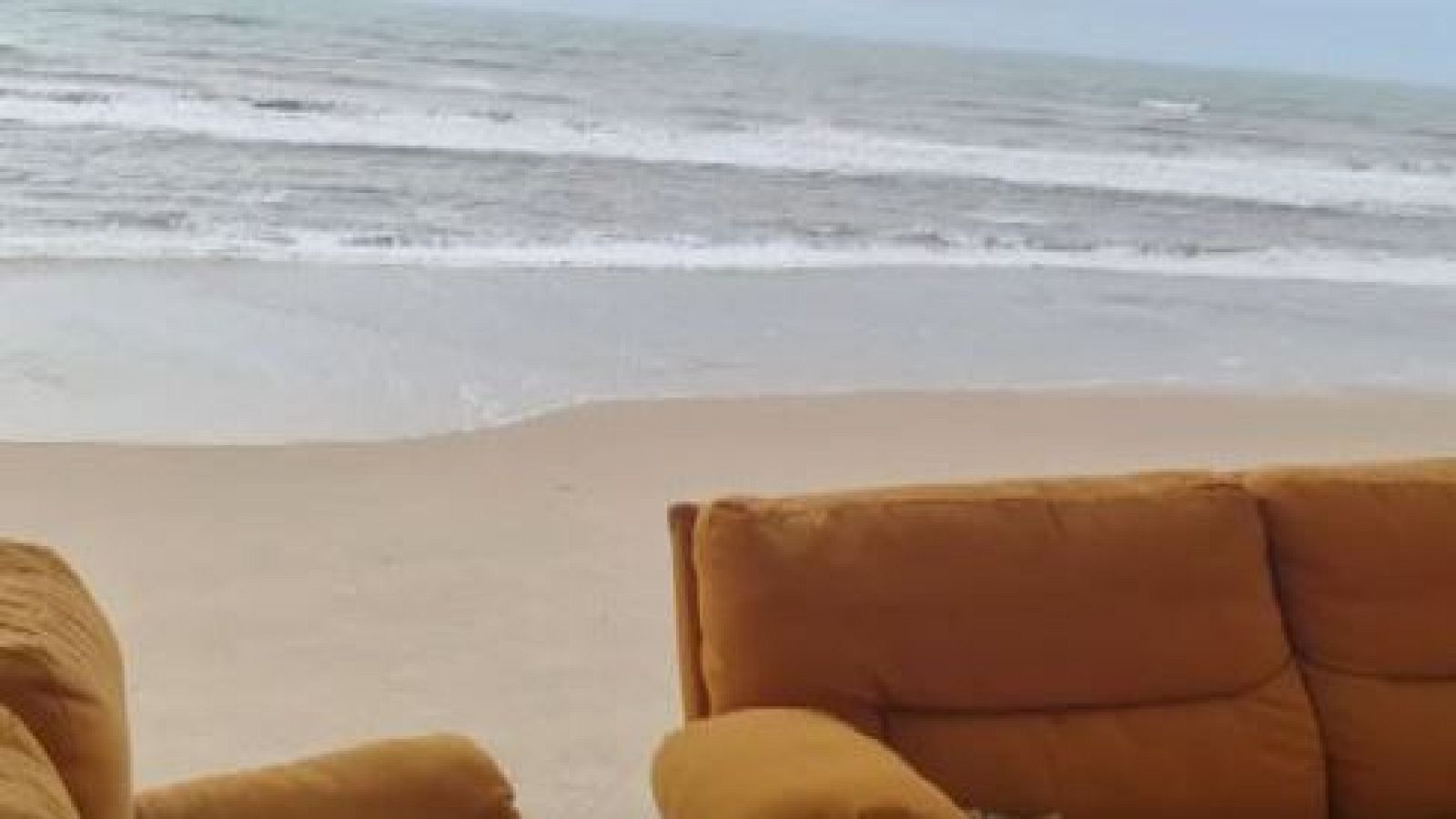 Situación extrema en Matalascañas tras los derrumbes por el temporal - Directo al grano | Ver